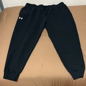 Under Armour Black Athletic Pants